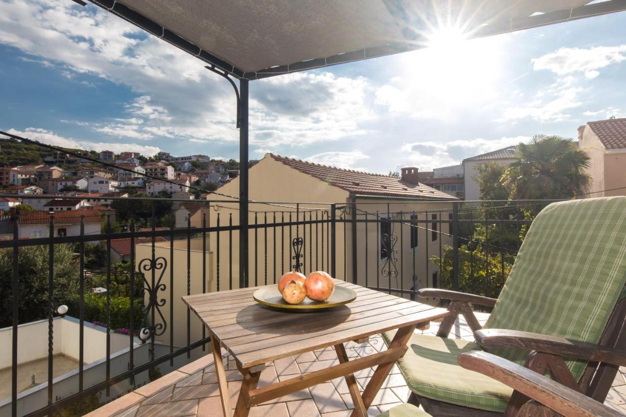 Holiday Home Bozanić Vrbnik Dış mekan fotoğraf